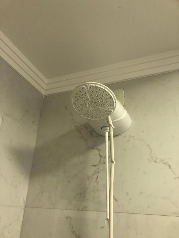 1 Compartilhado E Banheiro Corredor